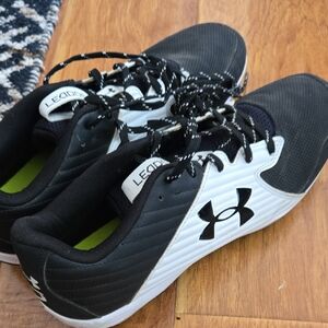 Under Armour Black Baseball Cleats 12
